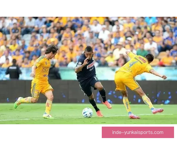 蒙特雷女足与瓜达拉哈拉女足激战全场互交白卷